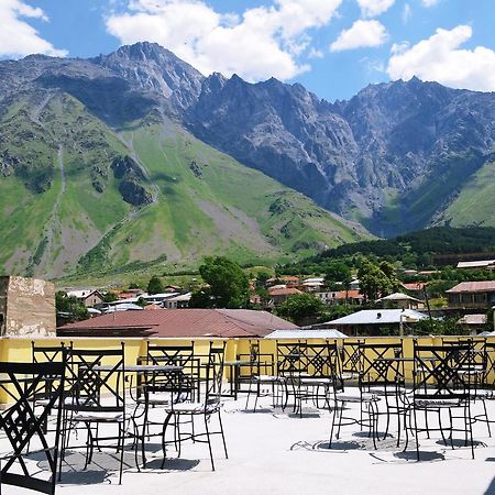 Mount Inn Kazbegi Exterior foto