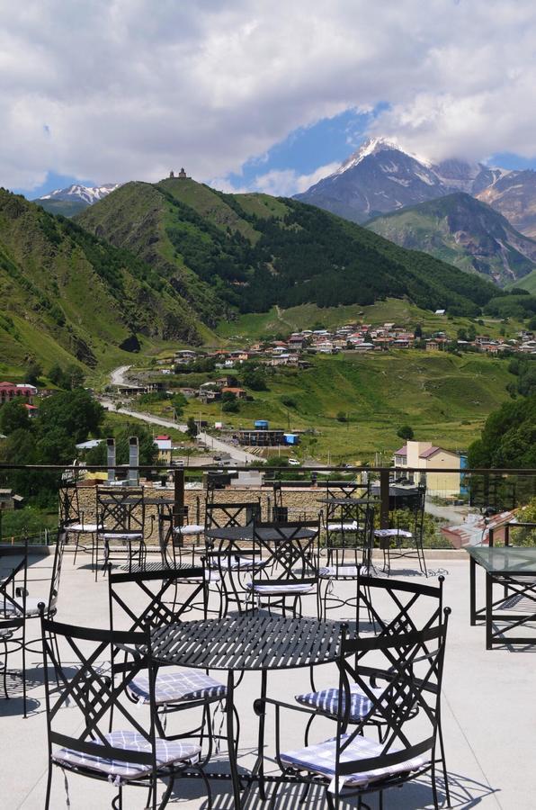 Mount Inn Kazbegi Exterior foto