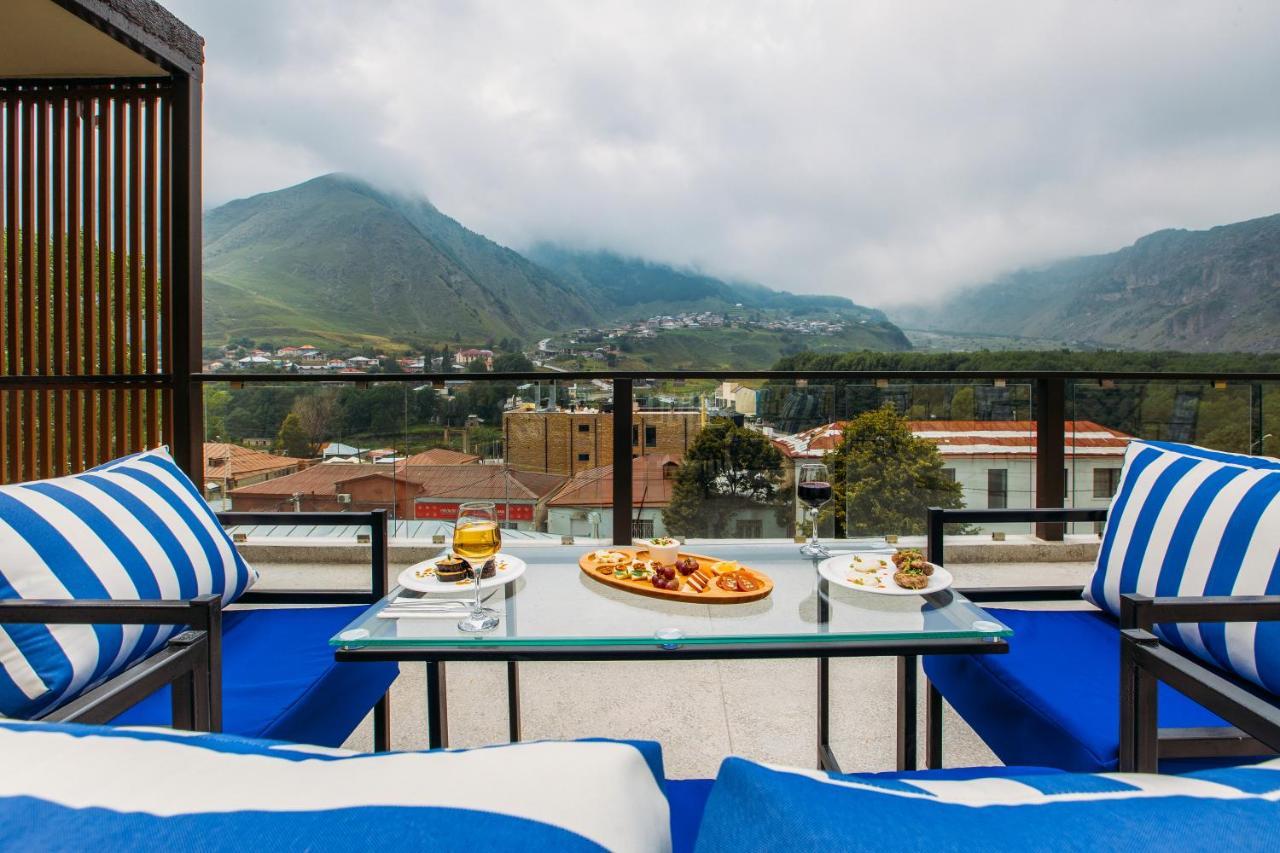 Mount Inn Kazbegi Exterior foto
