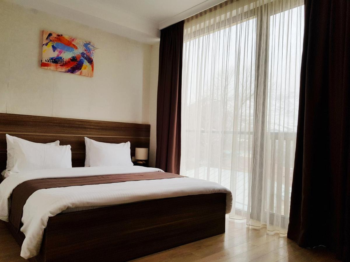 Mount Inn Kazbegi Exterior foto